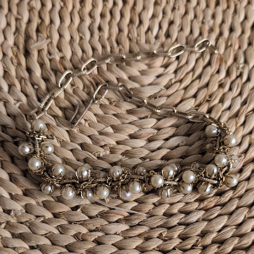 Vintage Elegant Pearl and Gold Chain Choker Necklace